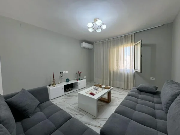 Tirane, shitet apartament 2+1 , 80 m² 139.000 € (Pazari i Ri)