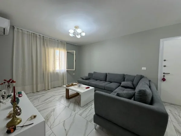 Tirane, shitet apartament 2+1 , 80 m² 139.000 € (Pazari i Ri)