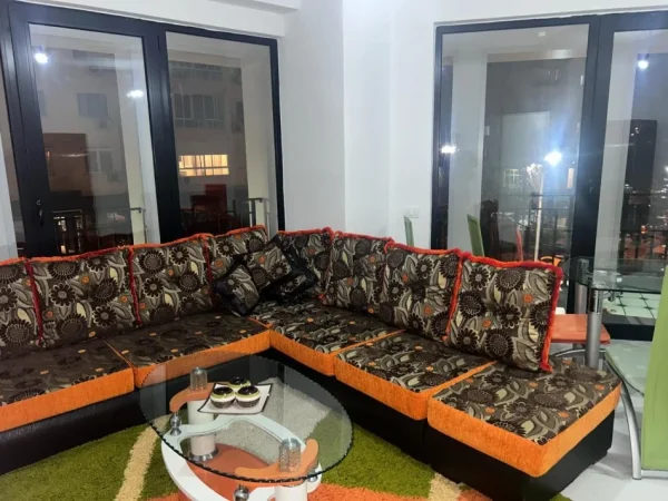 Tirane, jepet me qera apartament 2+1 Kati 1, 110 m² 500 € (Astir)