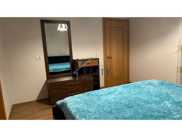 Tirane, jepet me qera apartament 2+1 Kati 7, 103 m² 650 € (Pallati me Shigjeta)