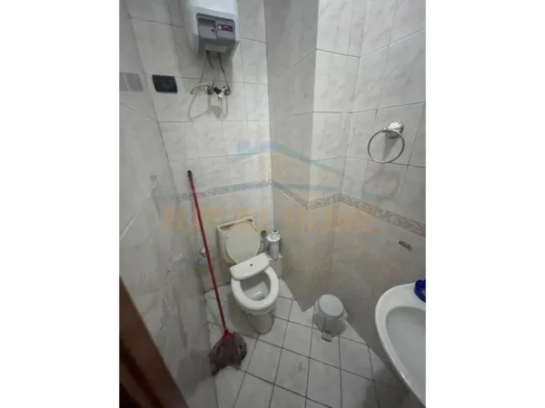 Tirane, shitet apartament 2+1+Ballkon Kati 6, 100 m² 250.000 € (ish ekspozita)