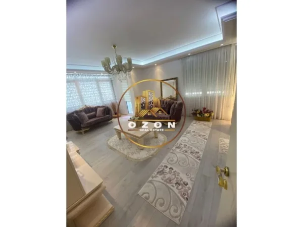 Apartament Ne Shitje 3+1+2 Prane UET/ PORCELAN.