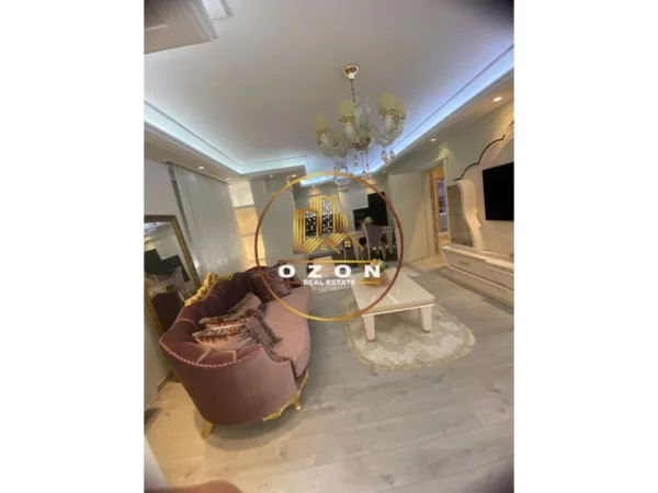 Apartament Ne Shitje 3+1+2 Prane UET/ PORCELAN.