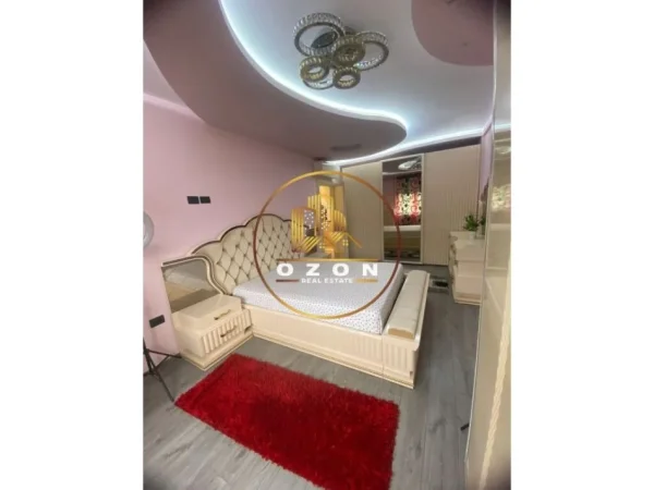 Apartament Ne Shitje 3+1+2 Prane UET/ PORCELAN.