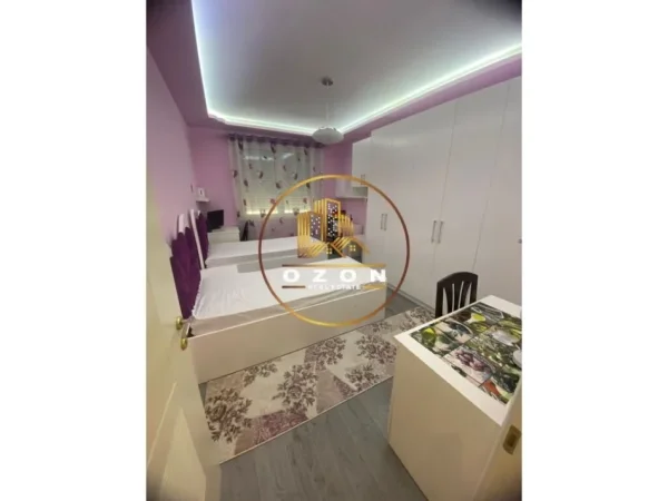 Apartament Ne Shitje 3+1+2 Prane UET/ PORCELAN.