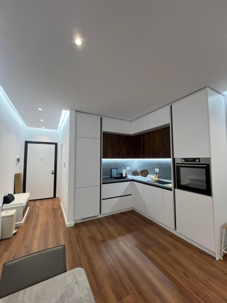 Tirane, shes apartament 1+1 Kati 6, 74 m² 159.000 € (Ish Fusha e Aviacionit)