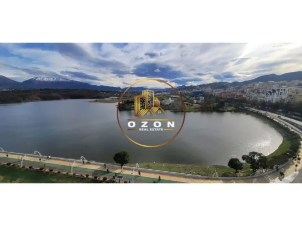 Apartament per Shitje te Lake View !