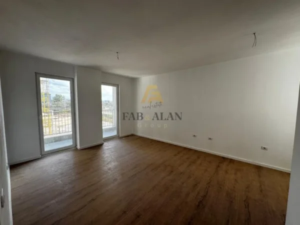 Tirane, shitet apartament 2+1 Kati 1, 112 m² 108.000 € (Univers City, QTU)