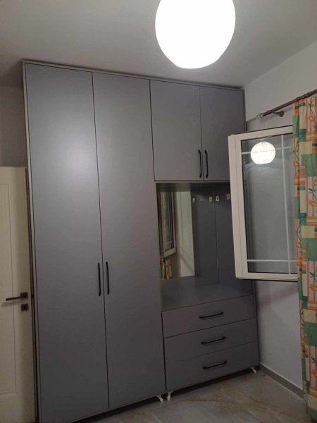 Durres, jepet me qera shtepi 1+1 Kati 0, 70 m² (Kenete)