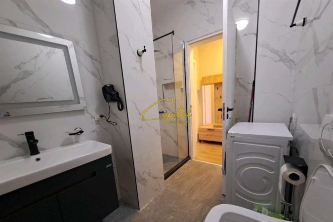 Tirane, jepet me qera apartament 2+1 Kati 3, 95 m² 650 € (KODRA E DIELLIT)