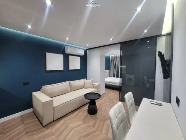 Tirane, shes apartament 3+1 Kati 1, 90 m² 268.000 € (21 dhjetori)