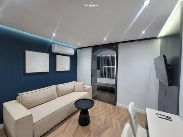 Tirane, shes apartament 3+1 Kati 1, 90 m² 268.000 € (21 dhjetori)