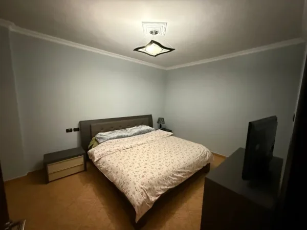 Tirane, shitet apartament 2+1 Kati 8, 115 m² 130.000 € (Bulevardi Migjeni)