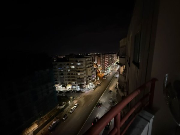 Tirane, shitet apartament 2+1 Kati 8, 115 m² 130.000 € (Bulevardi Migjeni)