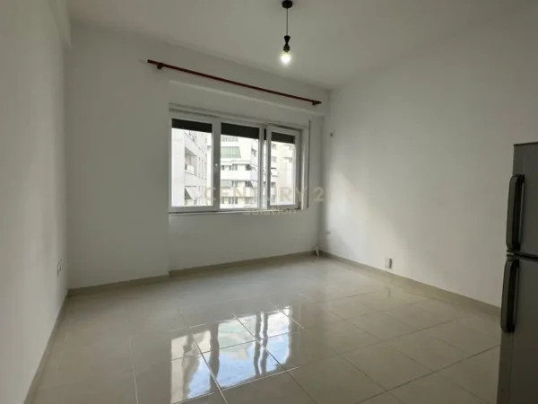 Tirane, shitet apartament Kati 3, 62 m² 125.000 € (21-Dhjetori Tirana Albania)