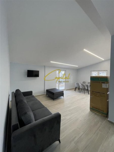 Tirane, jepet me qera apartament 1+1 Kati 5, 70 m² 500 € (RRUGA E KAVAJES)