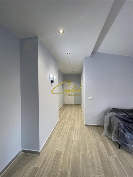 Tirane, jepet me qera apartament 1+1 Kati 5, 70 m² 500 € (RRUGA E KAVAJES)