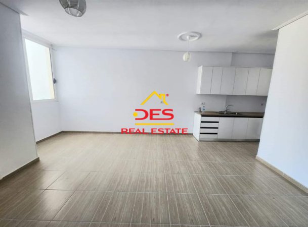 Vlore, jepet me qera apartament 2+1+Ballkon Kati 9, 90 m² 250 € (Rruga Gjergj Kastrioti)