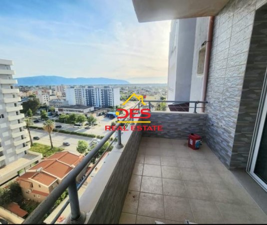 Vlore, jepet me qera apartament 2+1+Ballkon Kati 9, 90 m² 250 € (Rruga Gjergj Kastrioti)