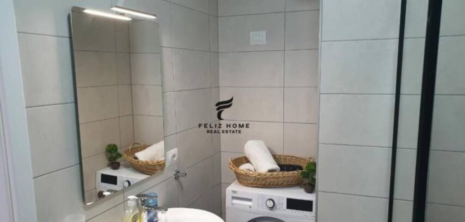 Tirane, jepet me qera apartament+verande | Penthouse 2+1 Kati 11, 89 m² 1.200 € (PAZARI I RI)