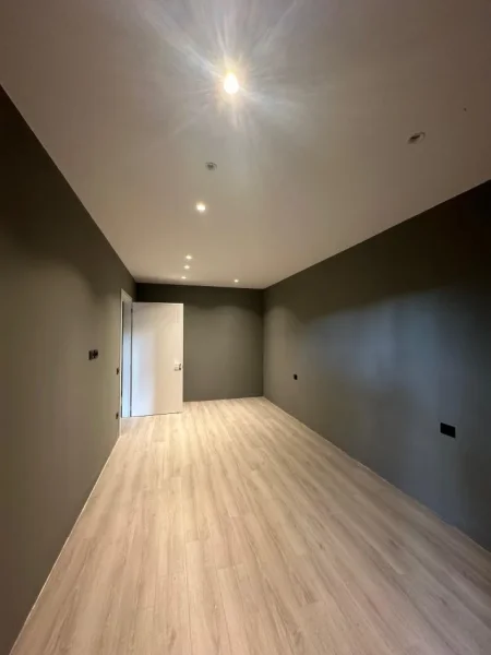 Tirane, shitet apartament 1+1+Ballkon Kati 4, 160 m² 430.540 € (Lion Park, Rruga e Elbasanit)