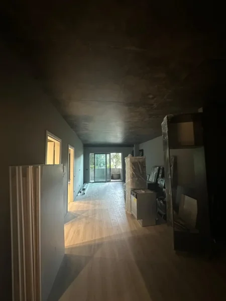 Tirane, shitet apartament 1+1+Ballkon Kati 4, 160 m² 430.540 € (Lion Park, Rruga e Elbasanit)