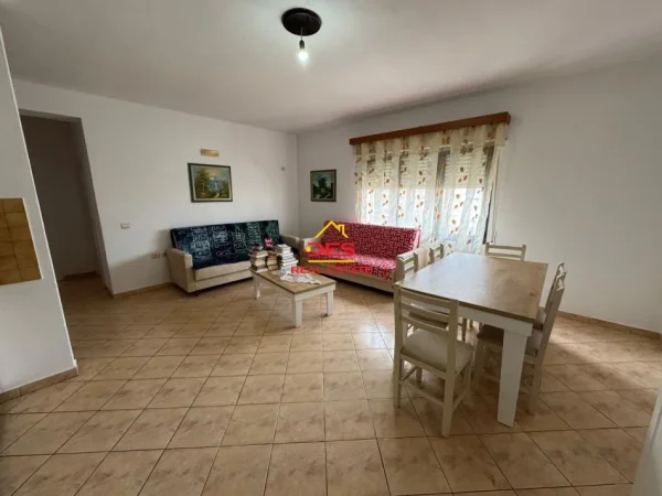 Vlore, shitet apartament 1+1+Ballkon Kati 6, 64 m² 87.000 € (Rruga Gjergj Kastrioti)