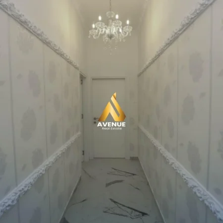 Tirane, jepet me qera apartament 1+1+Ballkon Kati 6, 65 m² 800 € (Rruga e Kavajes)