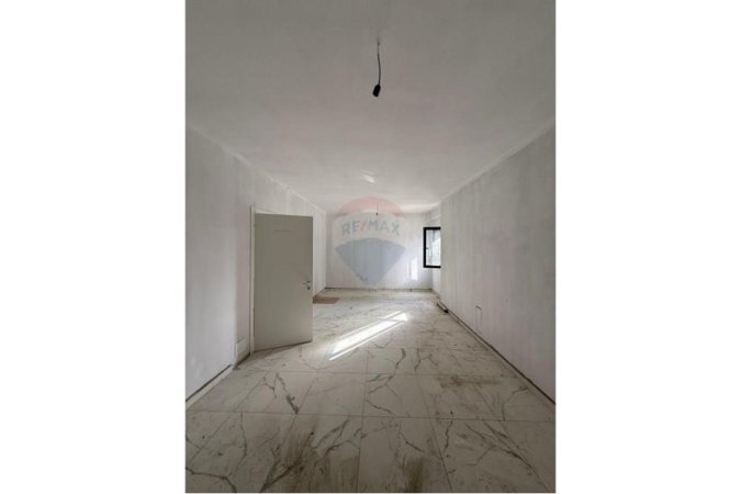 Tirane, shitet apartament 2+1 , 107 m² 165.000 € (Astir - Unaza e Re,)