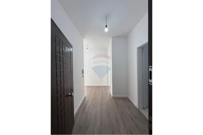 Tirane, shitet apartament 2+1 Kati 5, 97 m² 145.000 € (Yzberisht - Pallatet Cabej)