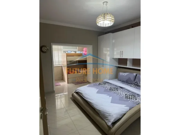 Tirane, shitet apartament 1+1+Ballkon Kati 3, 53 m² 120.000 € (bardhyl)