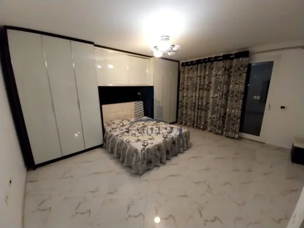 Tirane, shitet apartament 3+1 , 117 m² 165.000 € (ISH PARKU)