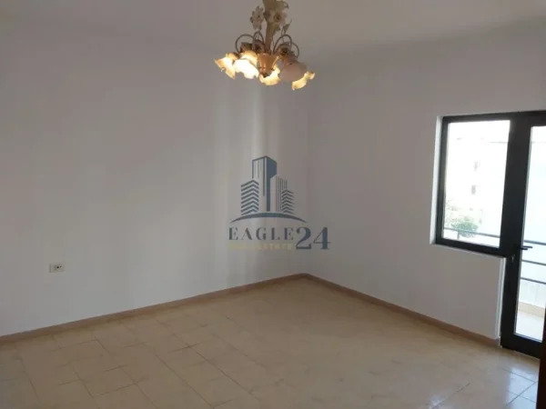 Tirane, shitet apartament 3+1 , 150 m² 210.000 € (SELITE)