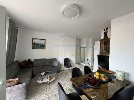 Tirane, shitet apartament 2+1 Kati 6, 149 m² 155.000 € (unaza e re)
