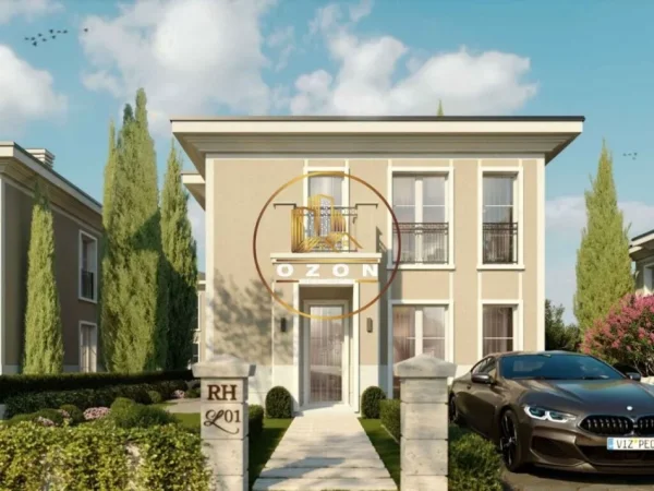 Vilë për Shitje tek Rezidenca Rolling Hills Liqeni!