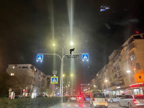 Tirane, jepet me qera dyqan Kati 0, 50 m² 1.500 € (RRUGA MUHAMET GJOLLESHA)