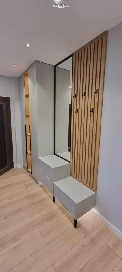 Tirane, jap me qera apartament 1+1+Ballkon Kati 5, 86 m² 600 € (laprake)