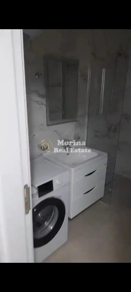 Tirane, jepet me qera apartament 2+1 Kati 8, 80 m² 550 € (21 Dhjetori)