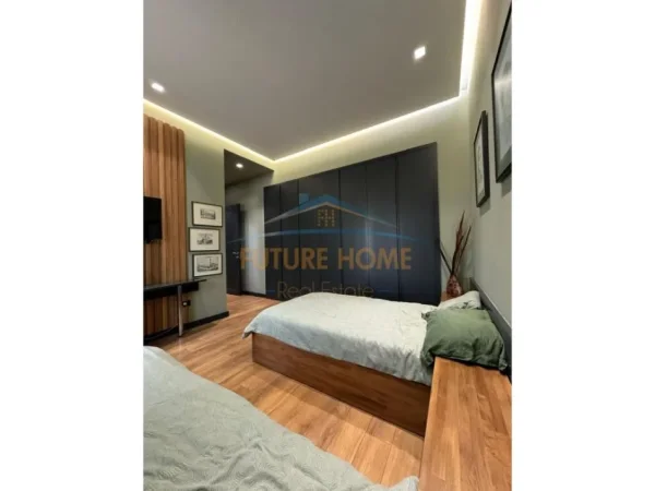 Tirane, shitet Vile 2+1 Kati 0, 511 m² 1.450.000 € (Mjull Bathore)