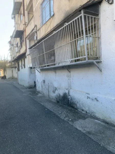 Elbasan, shitet apartament 1+1+Aneks+Ballkon Kati 1, 60 m² 43.000 € (Spiro Dedja , Lgjagj 11 Nentori (prane Sares))