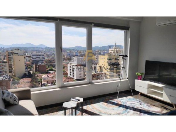 Tirane, jepet me qera apartament+verande | Penthouse 2+1 Kati 11, 89 m² 1.200 € (Pazari i Ri)