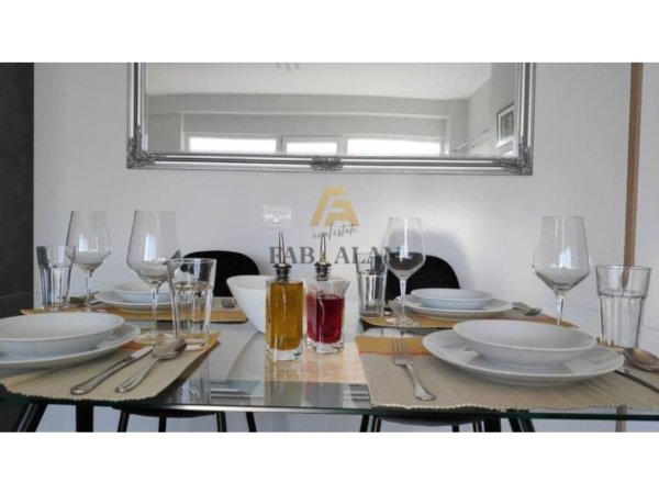 Tirane, jepet me qera apartament+verande | Penthouse 2+1 Kati 11, 89 m² 1.200 € (Pazari i Ri)