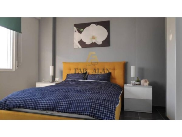 Tirane, jepet me qera apartament+verande | Penthouse 2+1 Kati 11, 89 m² 1.200 € (Pazari i Ri)