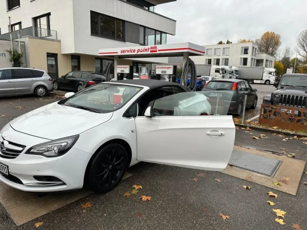Shitet OPEL CASCADA Benzin, Manual 8.500 €