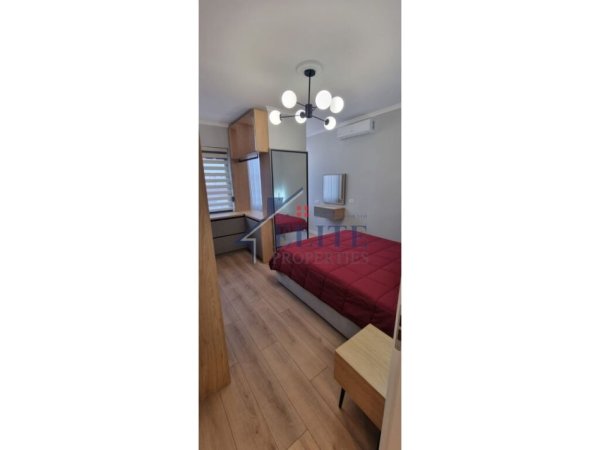 Tirane, jepet me qera apartament 2+1 Kati 5, 84 m² 600 € (Laprake)