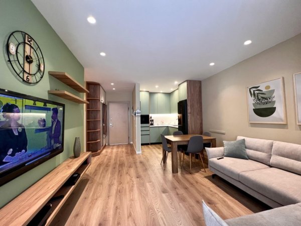 Tirane, jepet me qera apartament 2+1+Aneks Kati 3, 103 m² 1.000 € (Rruga e Elbasanit)