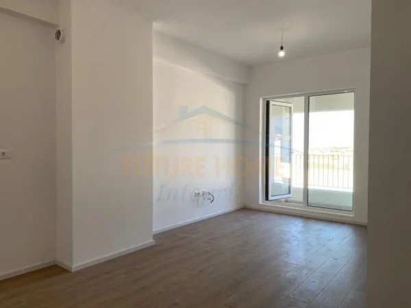 Tirane, shitet apartament 1+1 Kati 7, 61 m² 83.000 € (Ali Demi)