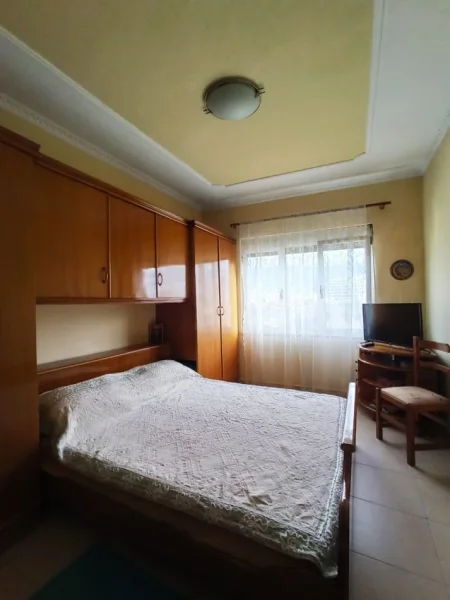 Tirane, jepet me qera apartament 2+1+Aneks+Ballkon Kati 8, 76 m² 650 € (PRANE TAIWAN TIRANE)