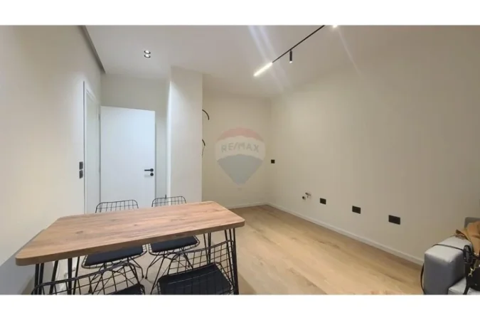 Tirane, jepet me qera apartament 1+1 Kati 6, 63 m² 500 € (Astir, Shqipëri)