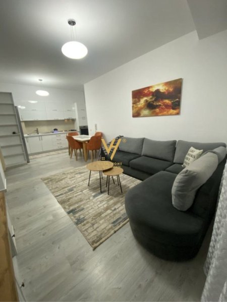 Tirane, jepet me qera apartament 2+1+Ballkon Kati 3, 85 m² 750 € (RRUGA QEMAL STAFA)